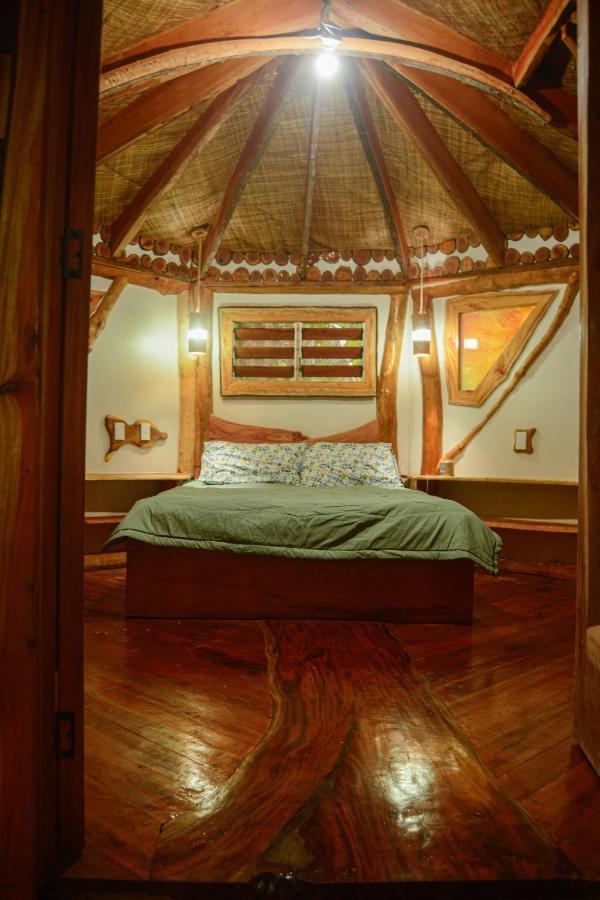 Tukulolo Treehouses Makaunga Buitenkant foto