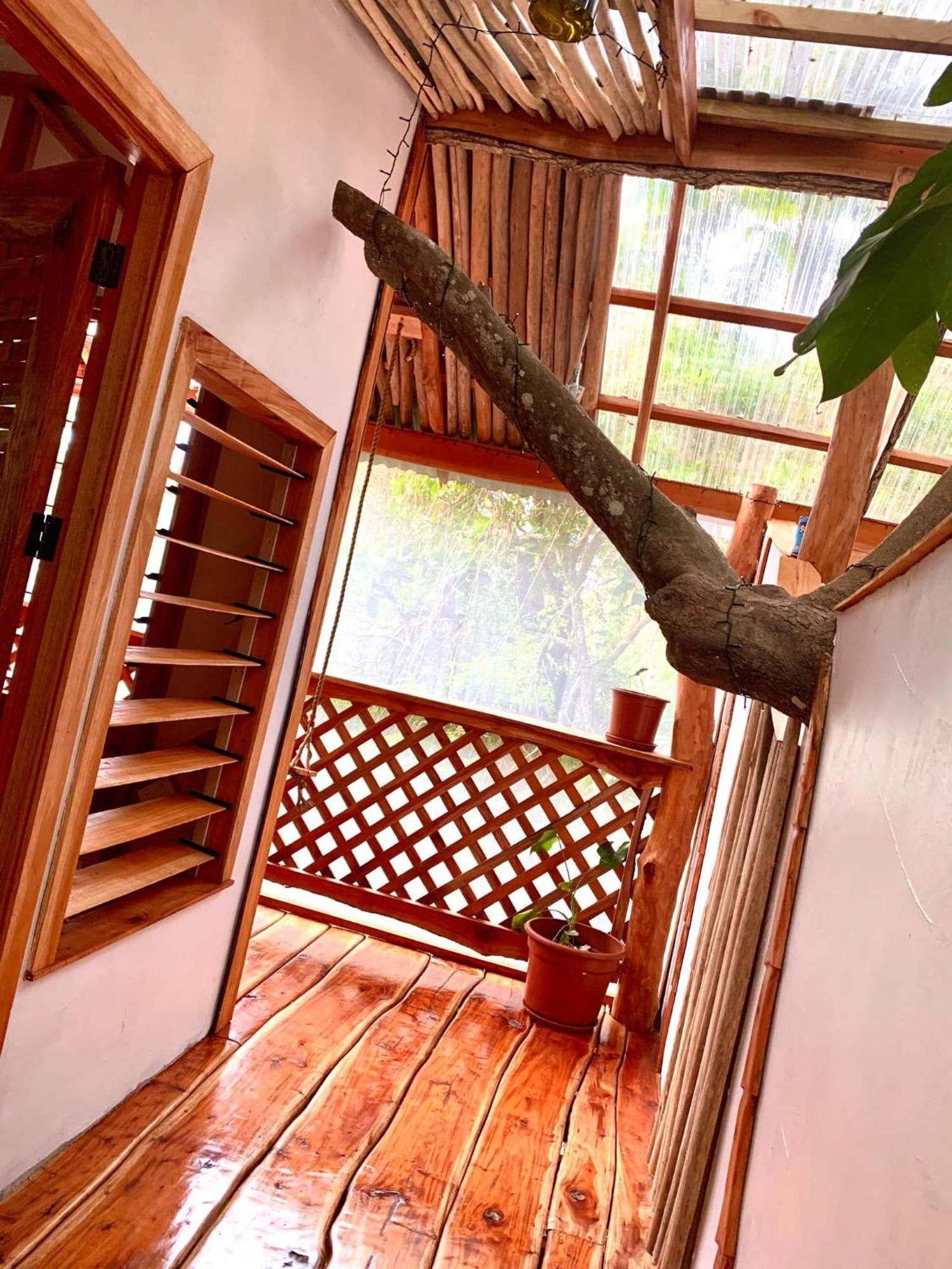 Tukulolo Treehouses Makaunga Buitenkant foto
